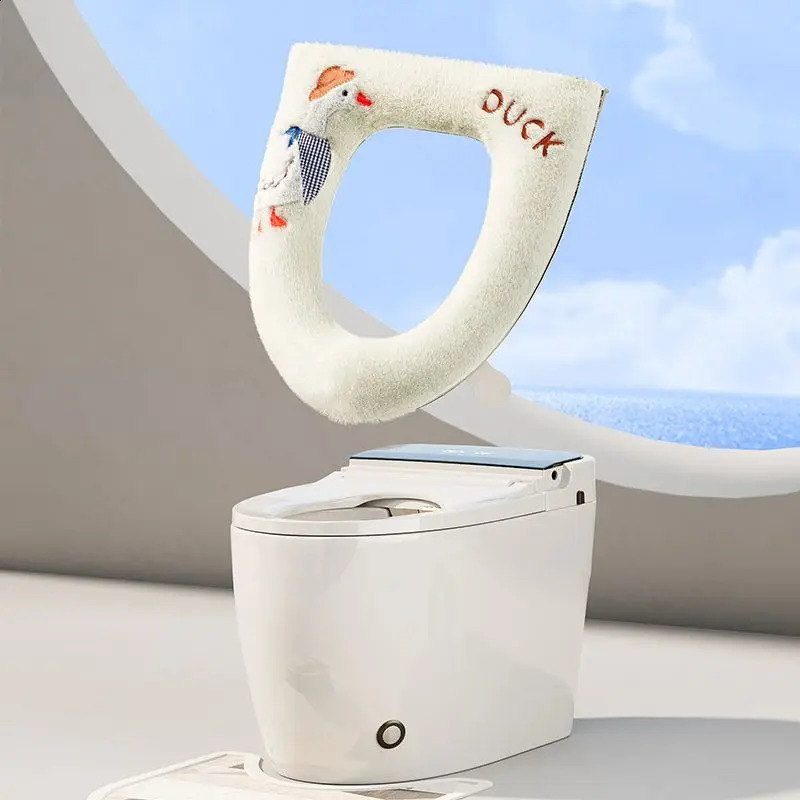 Cute Toilet Seat Cover With Zipper Washable Toilet Mat Cover Pad Cushion with Handle Winter Warm Universal Bathroom Accessories 240826