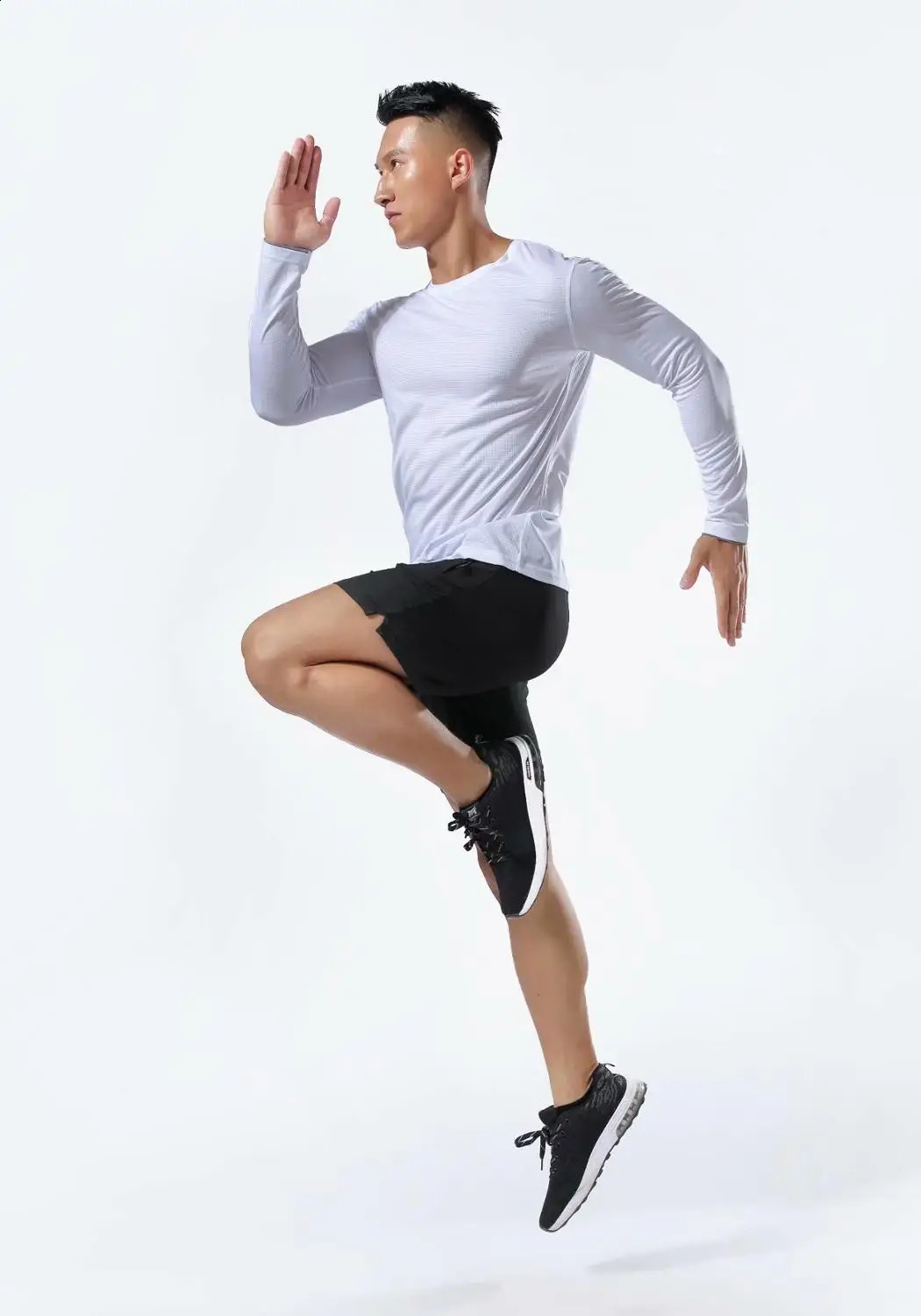 Long sleeved sportswear mens fitness Tshirt gym dry running fast drying compression shirt sports top 240827