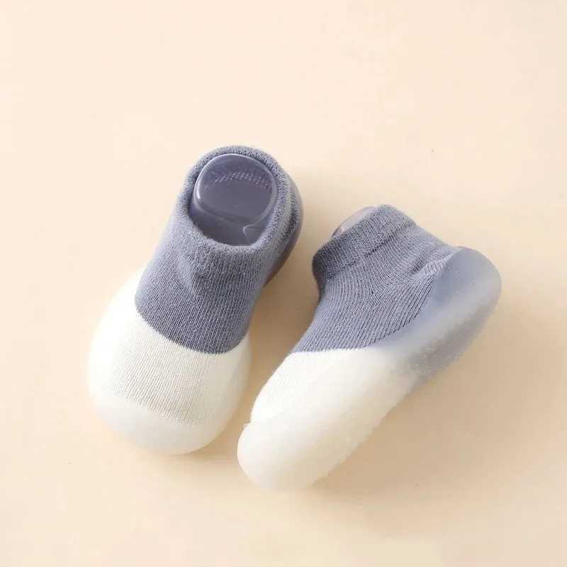 Babys first shoes toddler walking boys and girls childrens rubber soft soled flooring barefoot casual shoes knitted boots anti slip M240827