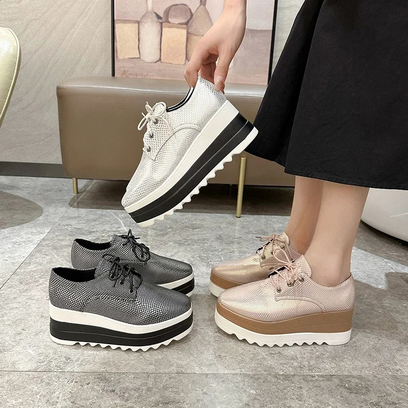 Womens platform wedge high heels casual lace outdoor shoes comfortable high heels low top sports shoes thick soles 240827