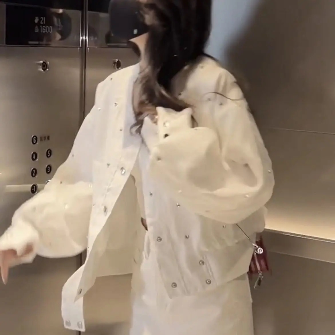 White Short Jacket Womens Loose And Versatile Jacket For Summer Baseball Jacket Top 240827