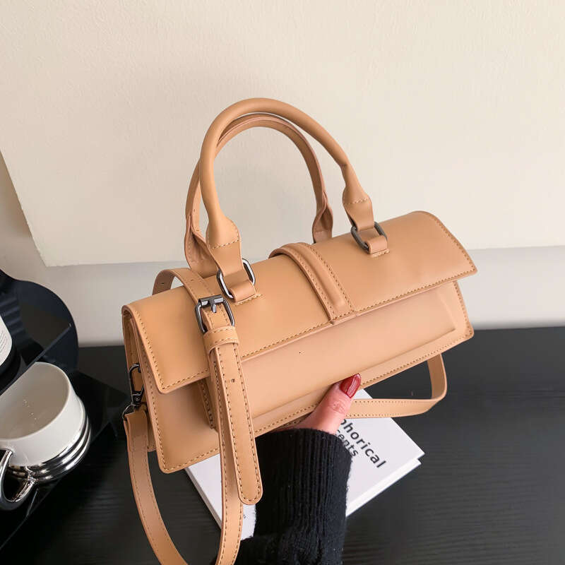 Pop Fashion Bags Women's Handbag 2024 New High Appearance French Stick Trendy Crossbody Shoulder Bag