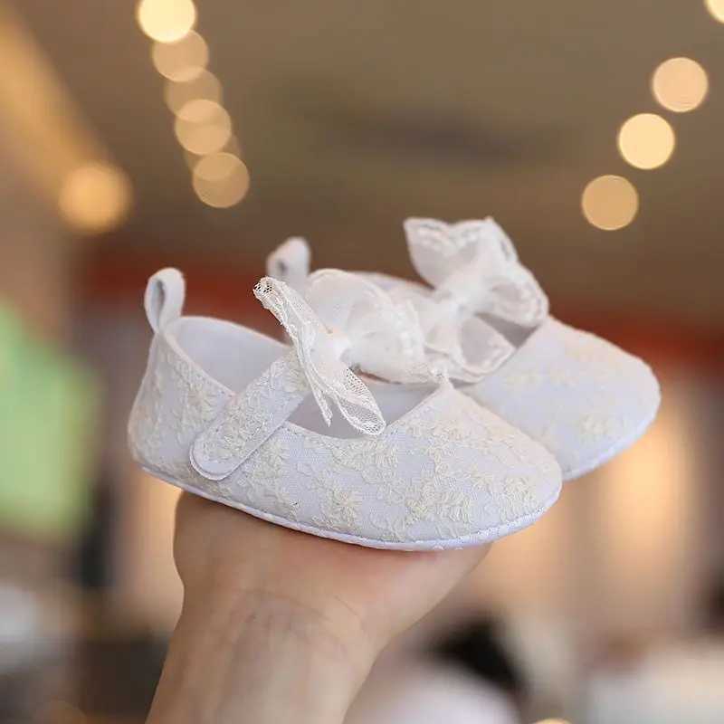 Newborn baby shoes embroidered bow cute anti slip baby soft sole princess shoes celebration event 0-18 months M240827