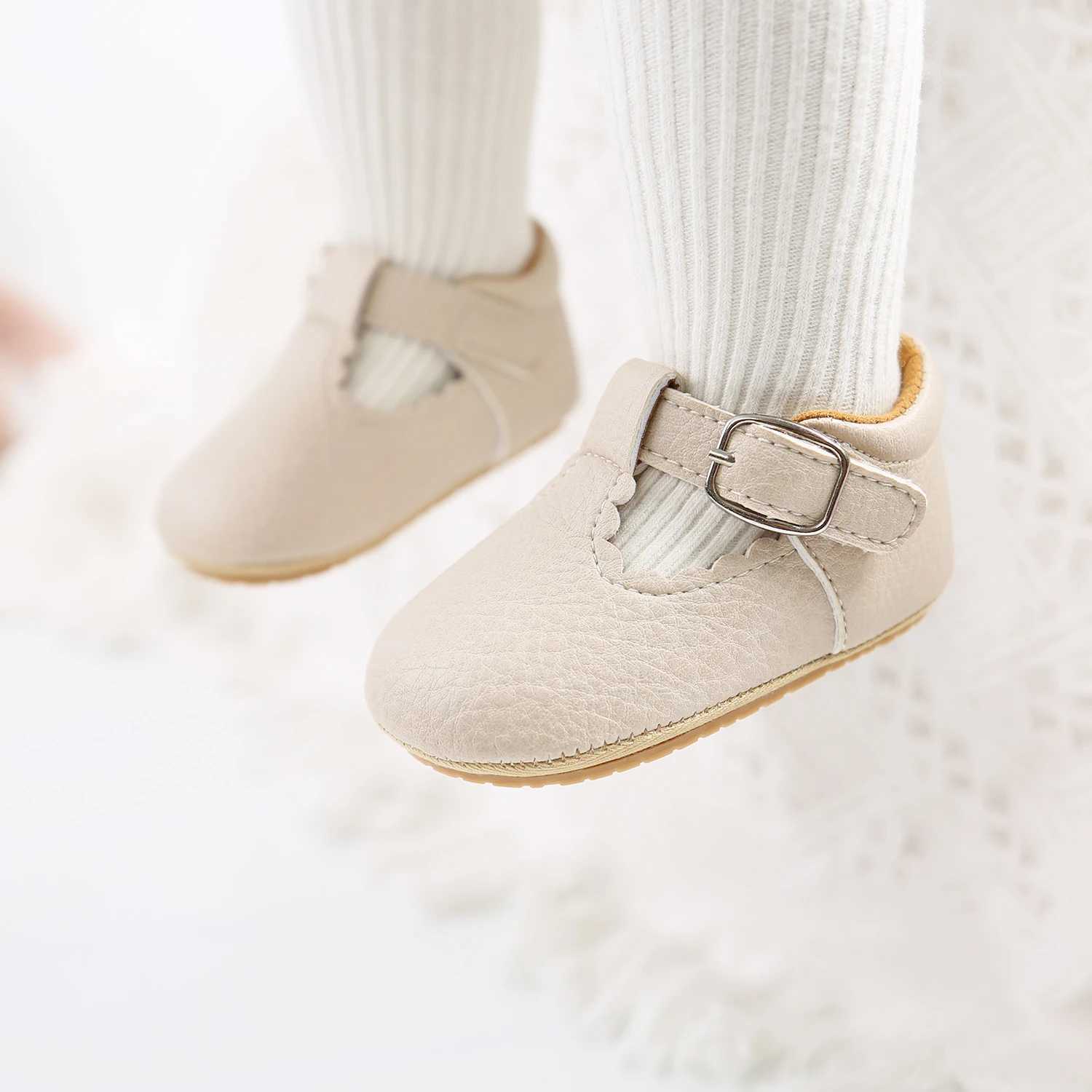 Retro baby shoes baby and toddler anti slip first mover classic rubber soft sole flat PU first mover newborn mocha M240827