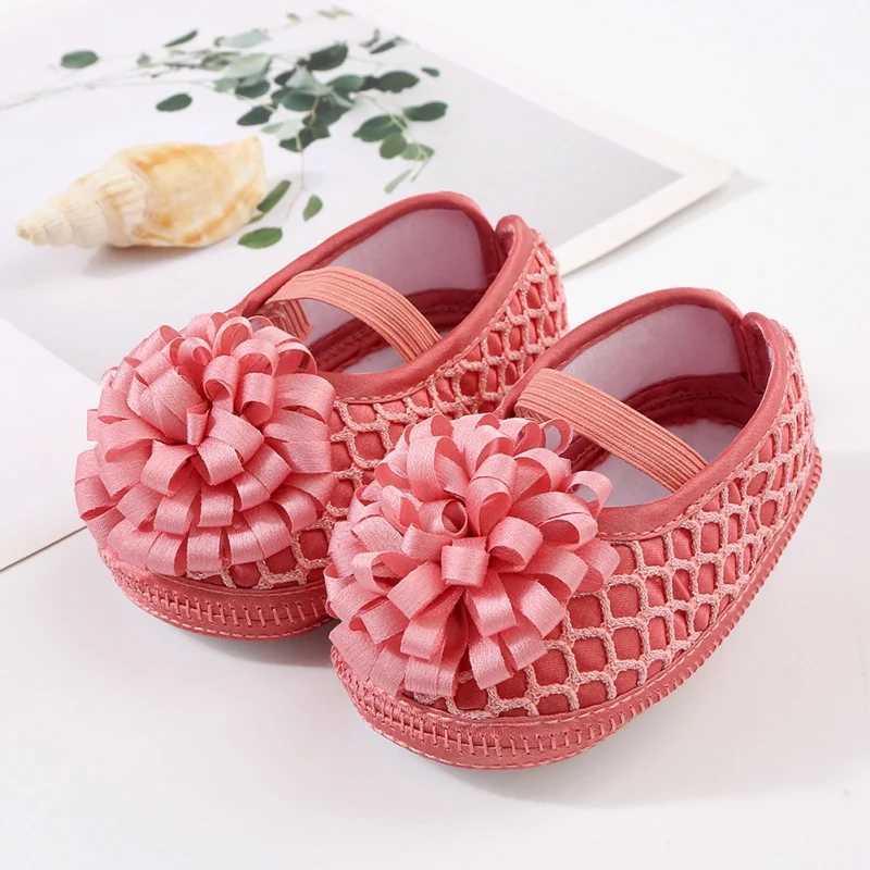 Baby womens shoes princess fashion ribbon flower baby soft sole first walker 0-1 year old baby Christmas shoes M240827