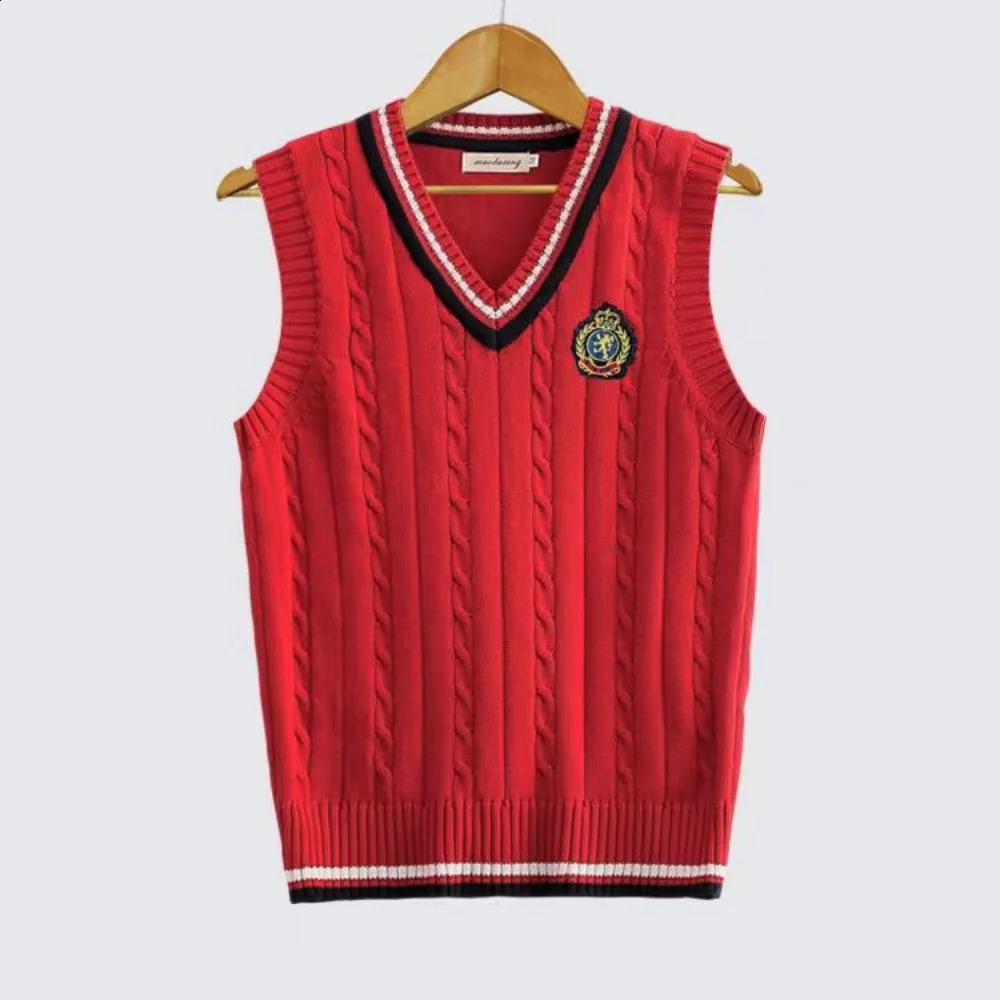 Preppy Men V-Neck Vest Casual Sleeveless Knit Sweater Japanese Boys Cotton Tank Top Vintage All-match Stripe Vest Comfortable 240826