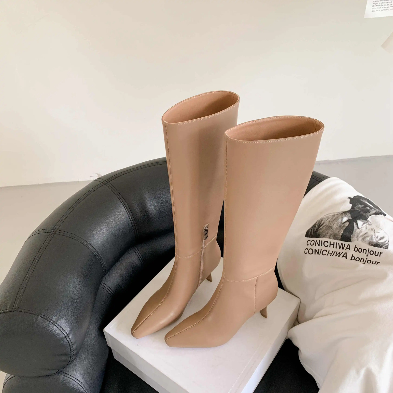 Cowhide pot cow split leather small square heel fine high heels simple style warm winter shoes beautiful women thick high heels 240827