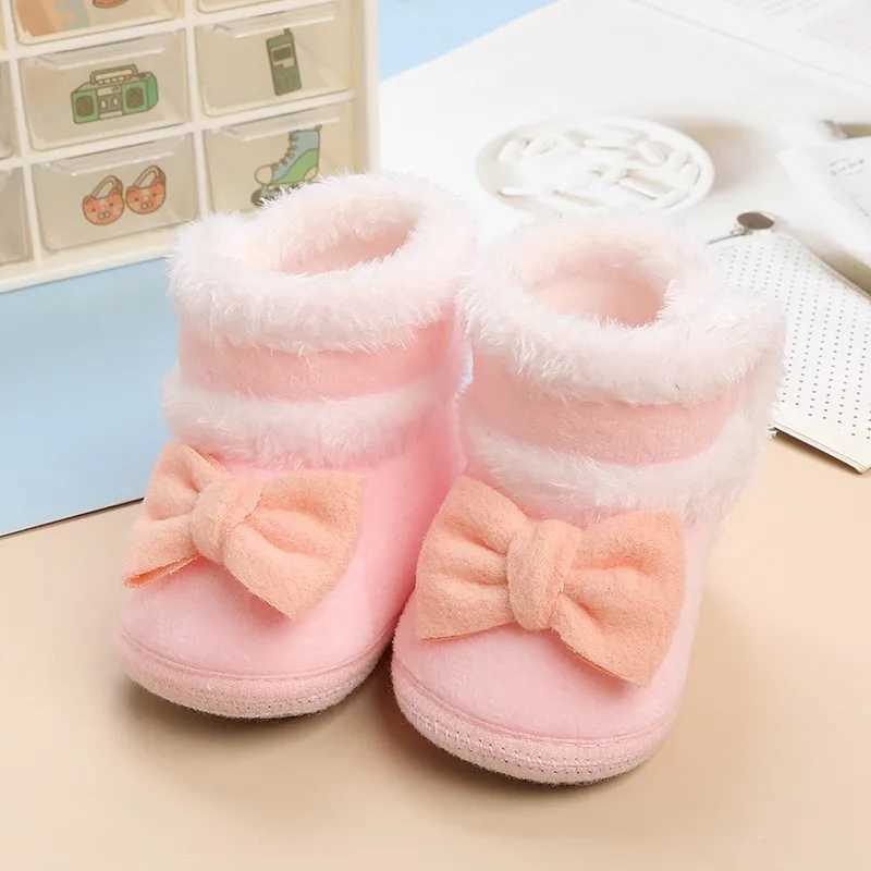 Winter and autumn baby shoes for girls aged 0-15 months warm fur for newborns snow boots for young children soft soles for boys first walker for 1 yea