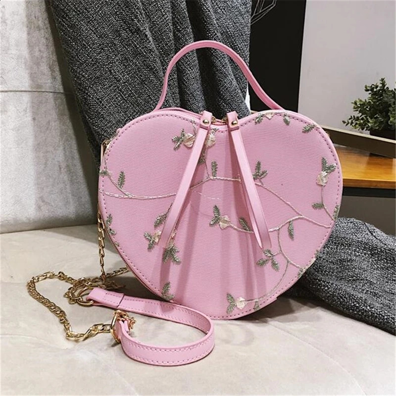 Lace Shoulder Bag Peach Heart Women Bags 2024 Embroidery Handbag Portable Girl Diagonal Heartshaped Chain For 240826