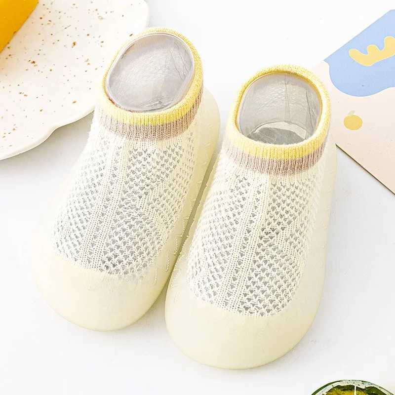 Summer mesh baby socks shoes anti slip indoor baby walking shoes breathable warm and elastic socks for boys and girls sports shoes M240827