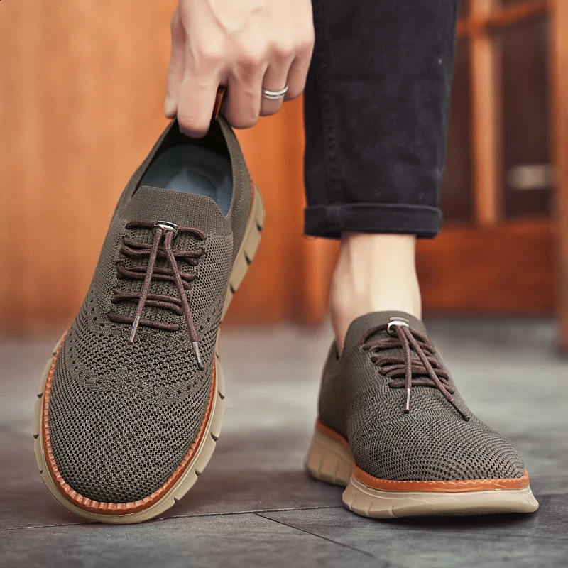 Mens casual shoes breathable and comfortable mens outdoor sports shoes fashionable block mens shoes 240827