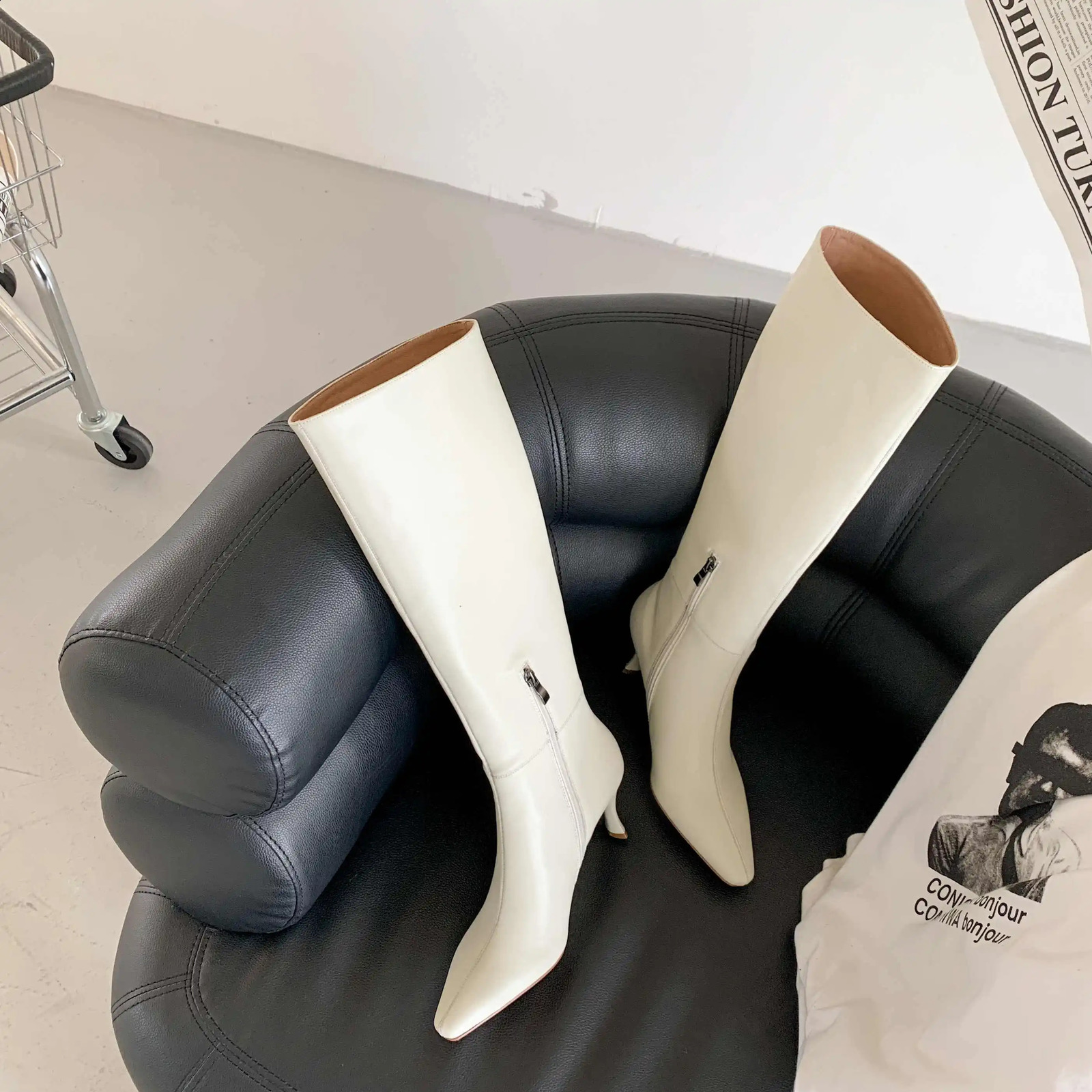 Cowhide pot cow split leather small square heel fine high heels simple style warm winter shoes beautiful women thick high heels 240827