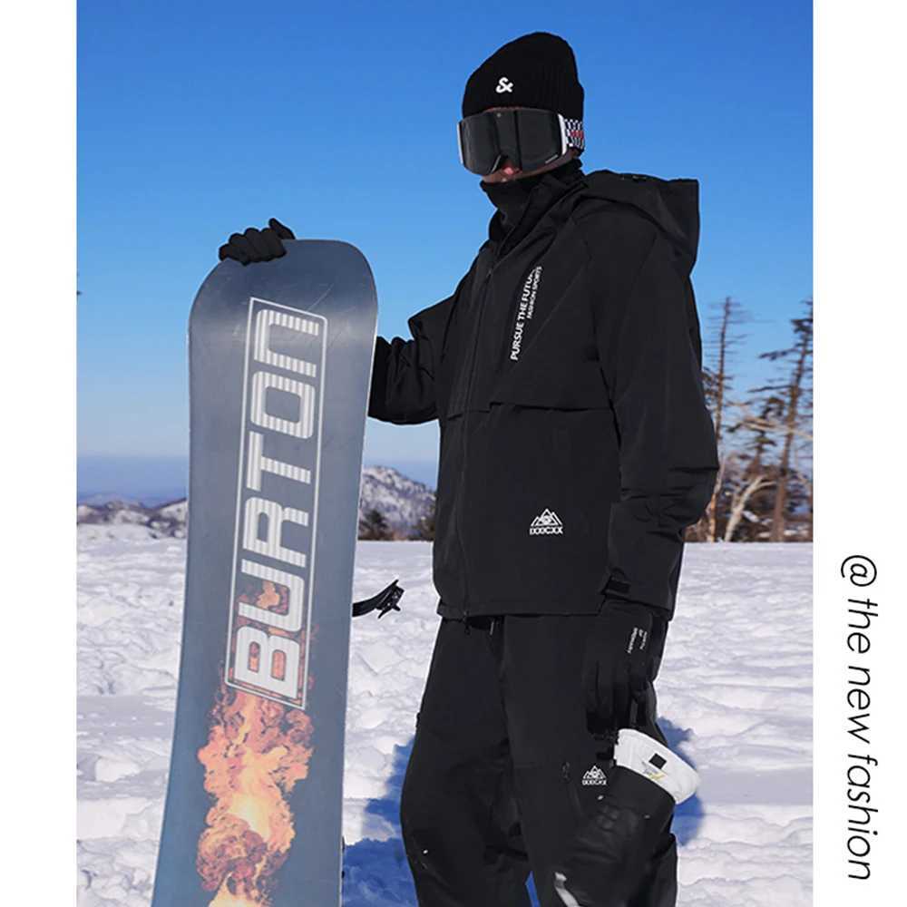 Skiing Suits 2024 New Thick Men Women ski suit Outdoor Sports Snowboard Jacket+Pants Warm Jump Suit Waterproof Winter Clothes Overalls Hooded H240826