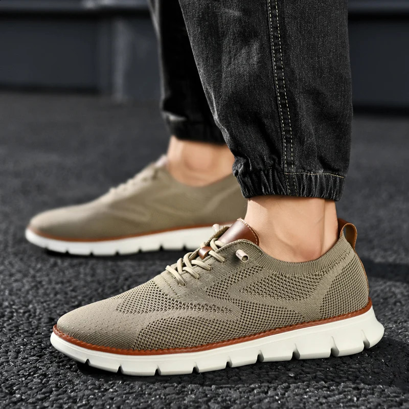 Mens lightweight breathable socks shoes mesh sports shoes outdoor casual shoes 240827