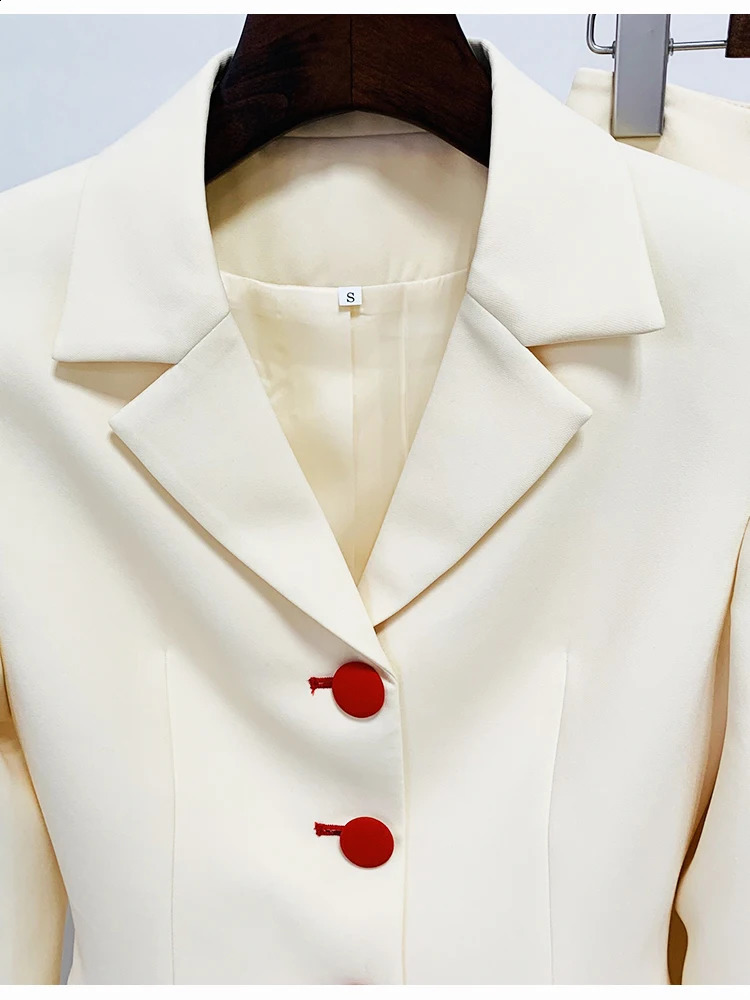 HIGH STREET est er Fashion Runway Suit Set Womens Stylish Color Buttons Trim Blazer Slit Pants Suit 240826