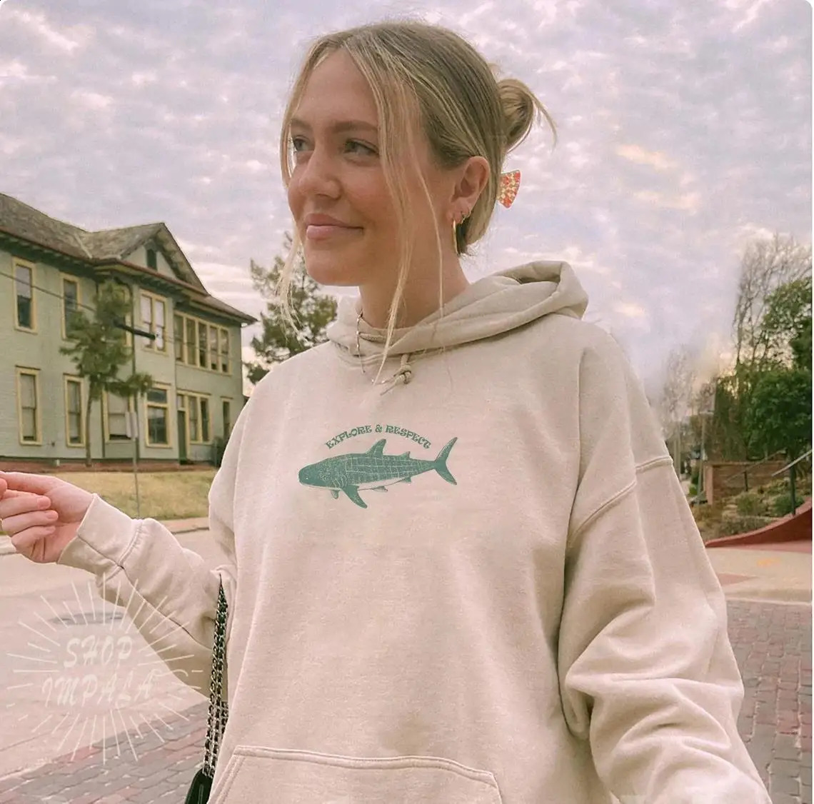 Shark Person Sweatshirt For Women Ocean Whale Shark Manga Printed Hoodies Long Sleeves Comfortable Fleece Loose Streetwear 240827