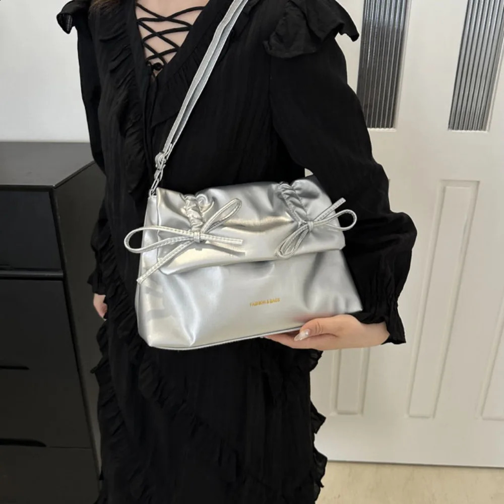 Trendy Bow Shoulder Bag Handbag Casual Messenger Bag Underarm Bag Daily Commuting Bag PU Business Womens Bag 240827