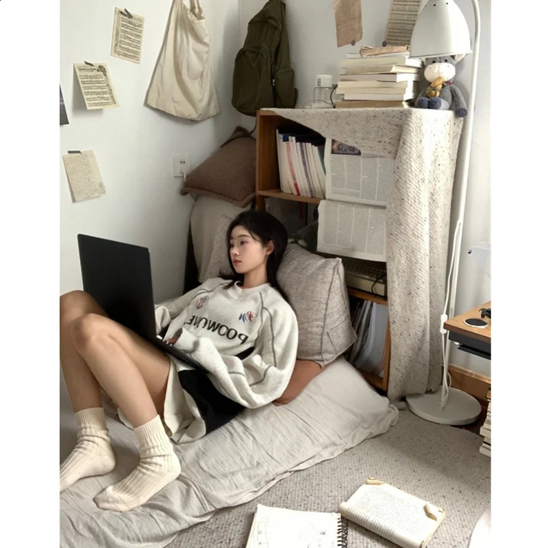 Women Clothing Vintage Street Sweatshirt Splicing Y2K Letter Printing Round Neck Pullover Long Sleeves Warm Oversize Ladies Tops 240827