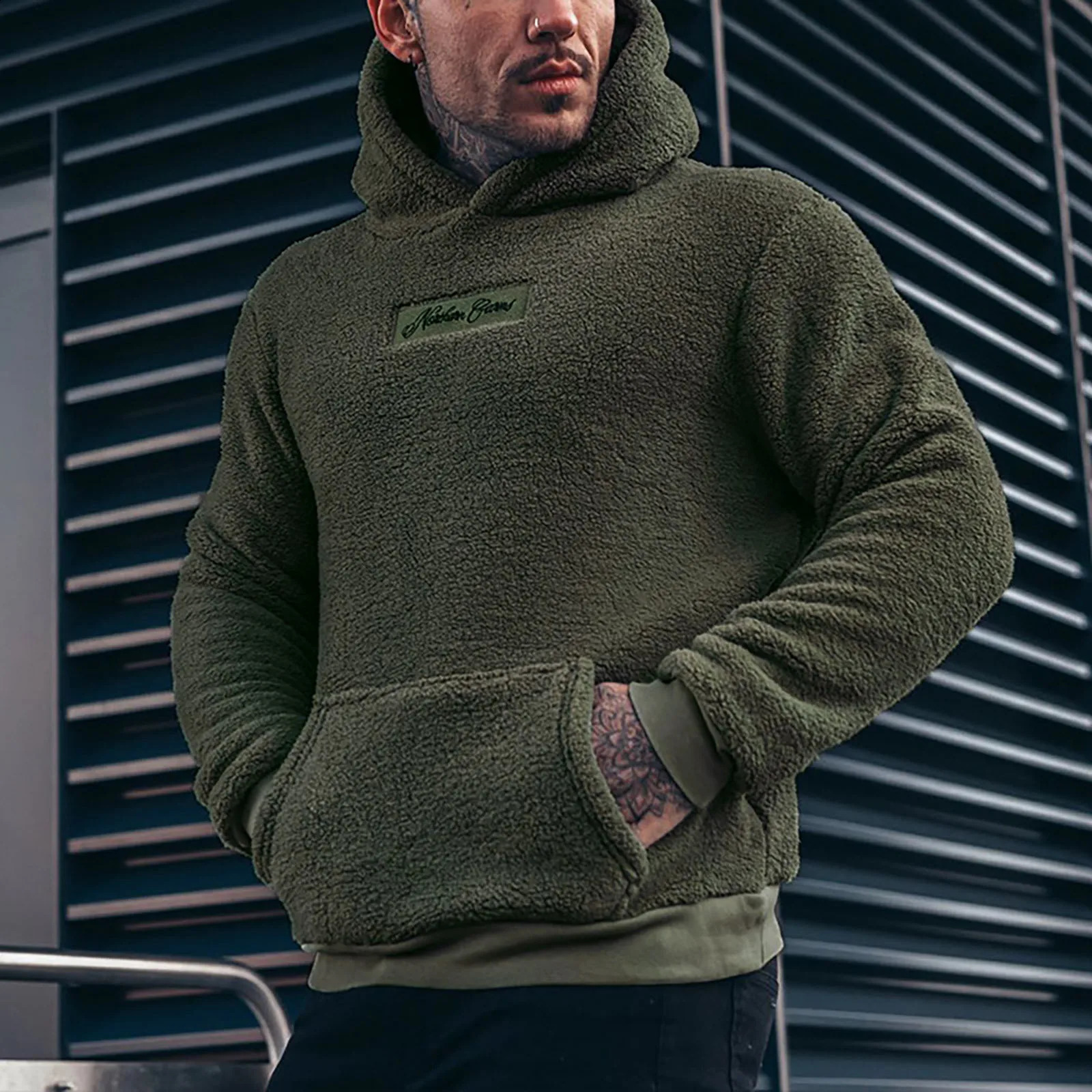 Korean Style Plush Fleece Hoodie For Man Autumn Hoodie Fuzzy Sweatshirt Solid Color Letter Long Sleeve Pockets Tracksuit 240826