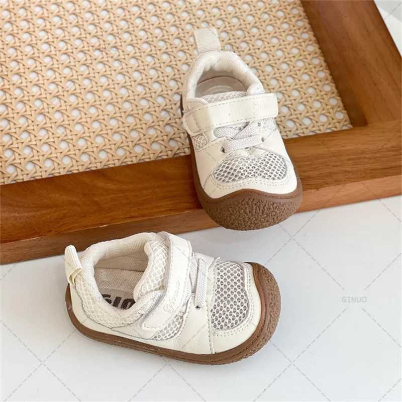 New Summer Baby Shoes Mesh Breathable Preschool Boys Barefoot Shoes Soft soled Outdoor Fashion Little Girls Sports Shoes M240827