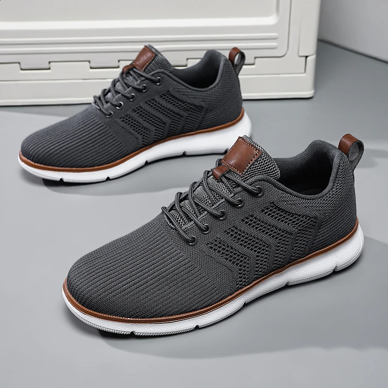 2024 Mens Shoes Lightweight Breathable Knitted Mens Casual Sports Shoes Solid Color Low Top Comfortable Walking Shoes Size 39-48 240827