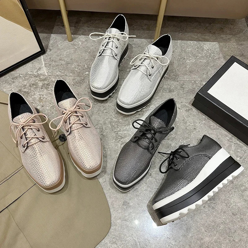 Womens platform wedge high heels casual lace outdoor shoes comfortable high heels low top sports shoes thick soles 240827