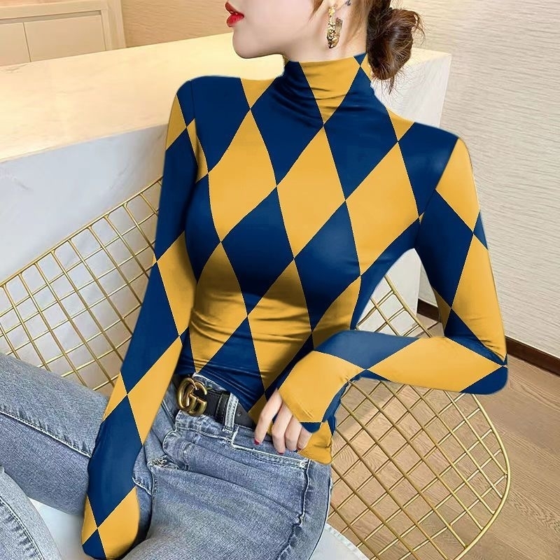 Womens semi high neck pull flat T-shirt autumn and winter fashion printed long sleeved slim fit top 240826