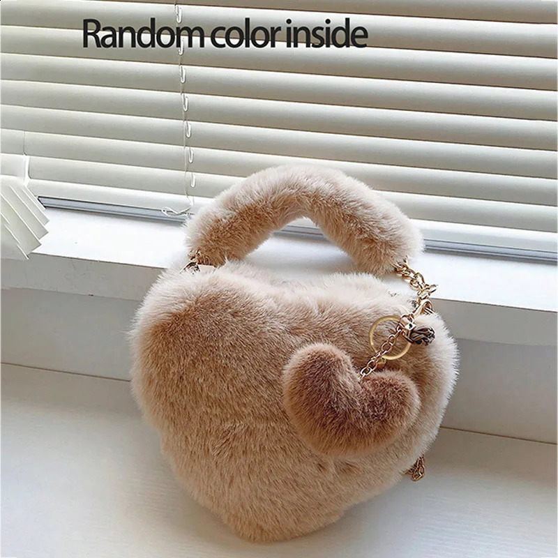 Faux Fur Heartshaped Women Small Handbags Fluffy Plush Ladies Chain Shoulder Bag Fashion Female Furry Daily Clutch Purse 240826Z