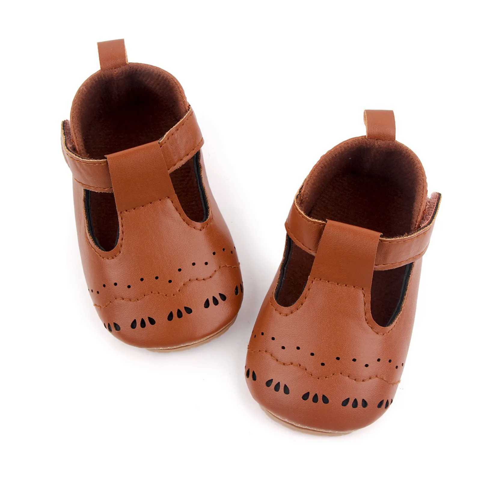 The first step for young girls solid hook and loop anti slip rubber soft sole cute baby shoes babys first sports shoes M240827