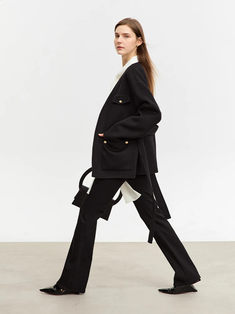 AMII Minimalist Womens All Wool Coat Winter Jacket V Tie Retro High Quality Fashion Blended 12314001 240826