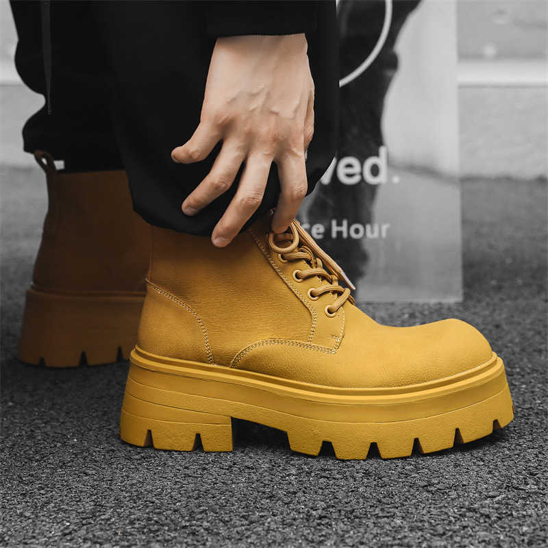 CMM Boots Men New Short Boots British High Top Leather Shoes Thick Soled Mid Top Leather Boots Trendy