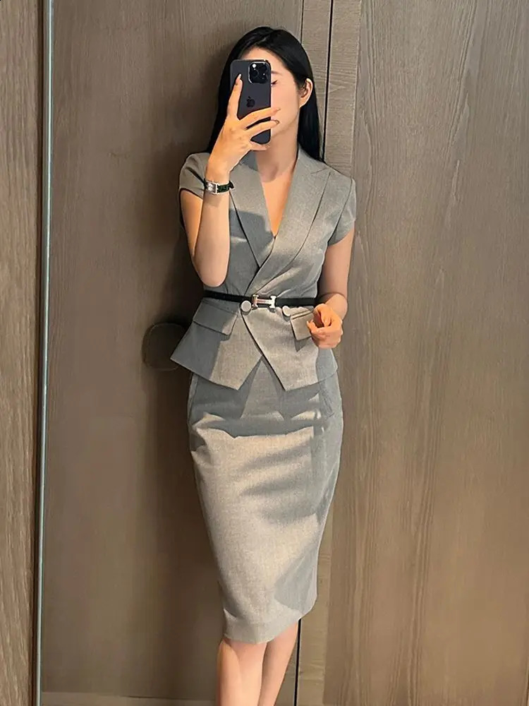 Blazer and Skirt Suit for Women Summer Professional Wear Short-Sleeve Slimming OL Workplace Skirt Two-Piece Set High Quality 240826