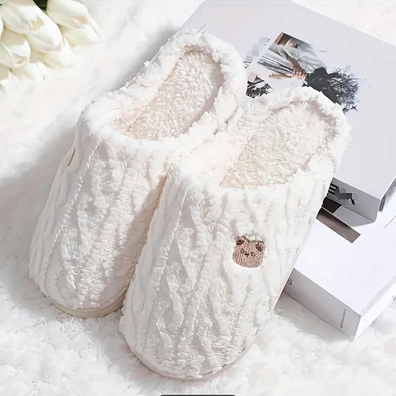 Super soft bear pattern plush slippers - super cute and warm, easy on and off for cozy winter nights - luxury flat plush shoes perfect for home and be