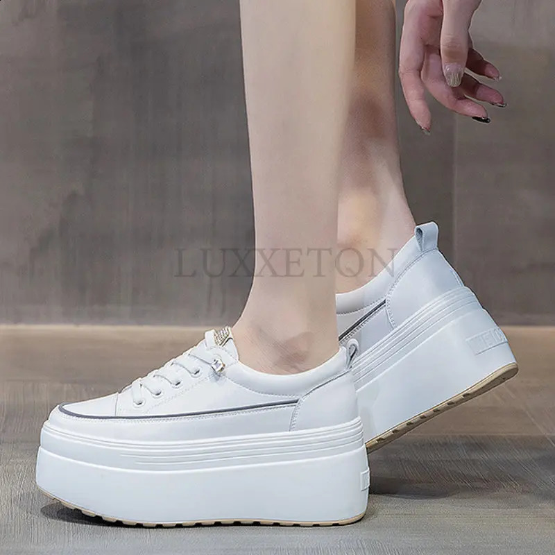 8cm white leather platform heel womens flat shoes comfortable and casual reptile short and chubby sports shoes summer womens shoes 240827