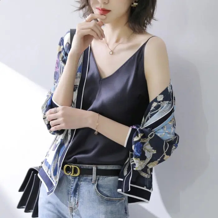 Spring and summer warm and loose womens long sleeved patched short sleeved jackets sun protection clothing thin top cardigans trend 240827