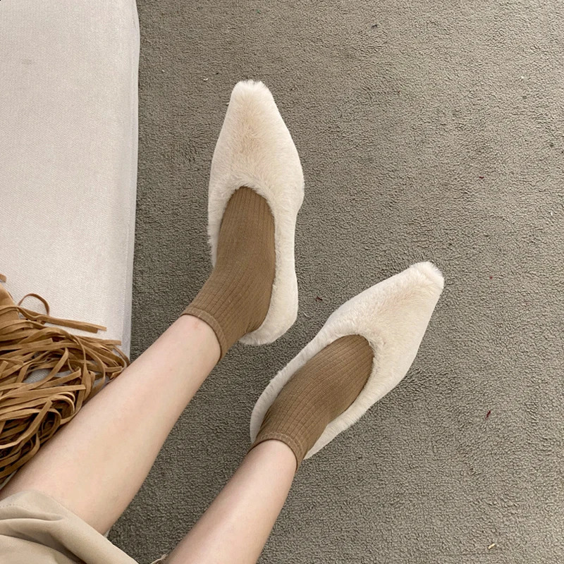 Fashion Pointed Toe fur ballet flat bottomed womens winter warm plush shallow load womens compact fur high-heeled dress shoes Zapatos MUJI 240827