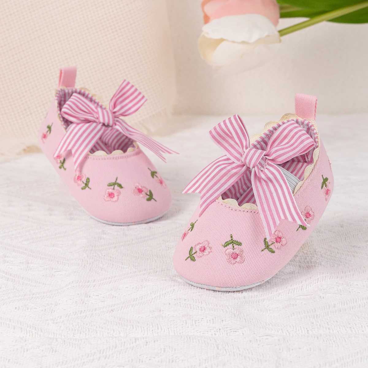 KIDSUN Bow Princess Shoes Newborn Baby Shoes Comfortable Cotton Casual Soft Bottom First Pair Embroidered Walking Shoes M240827