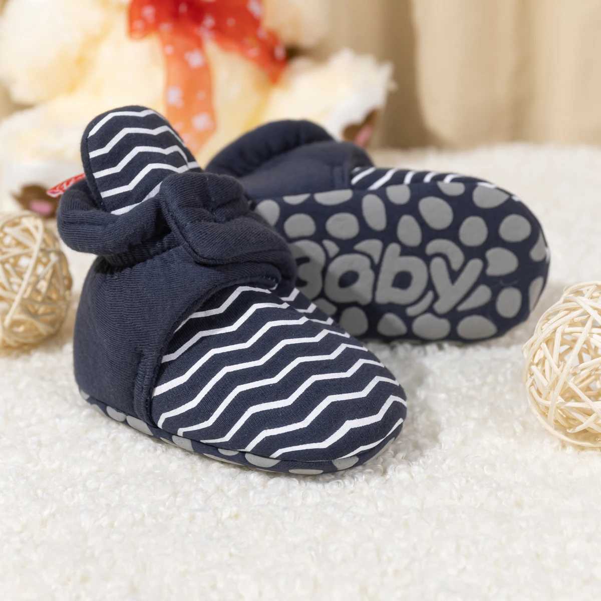 KIDSUN striped baby socks winter fluffy baby shoes girls boots cotton soft anti slip newborn first walking shoes baby socks M240827