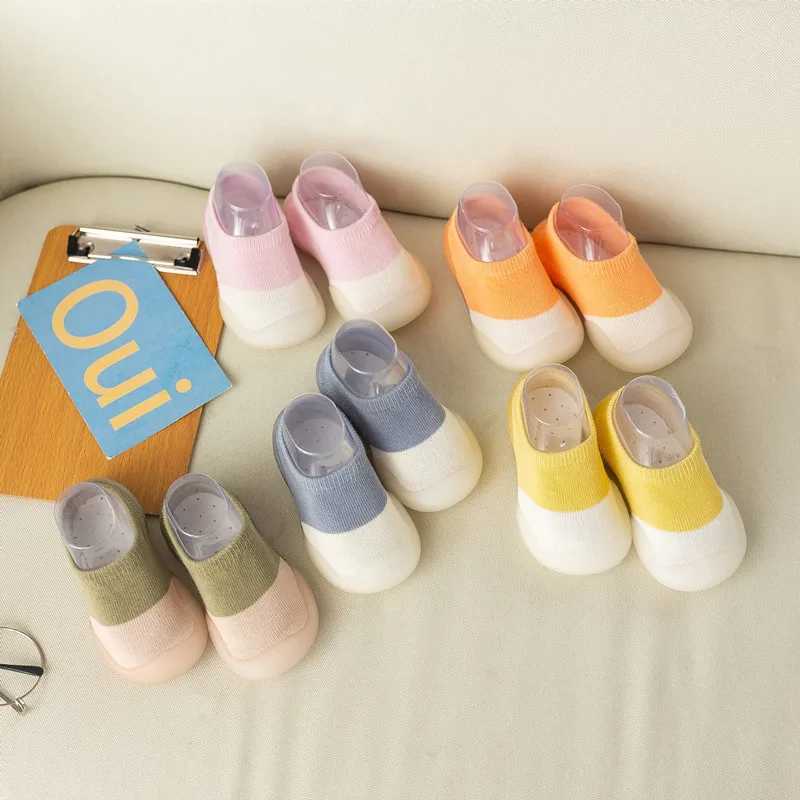 Autumn baby walking shoes color contrast soft sole breathable anti slip baby walking shoes socks are not easy to fall off M240827