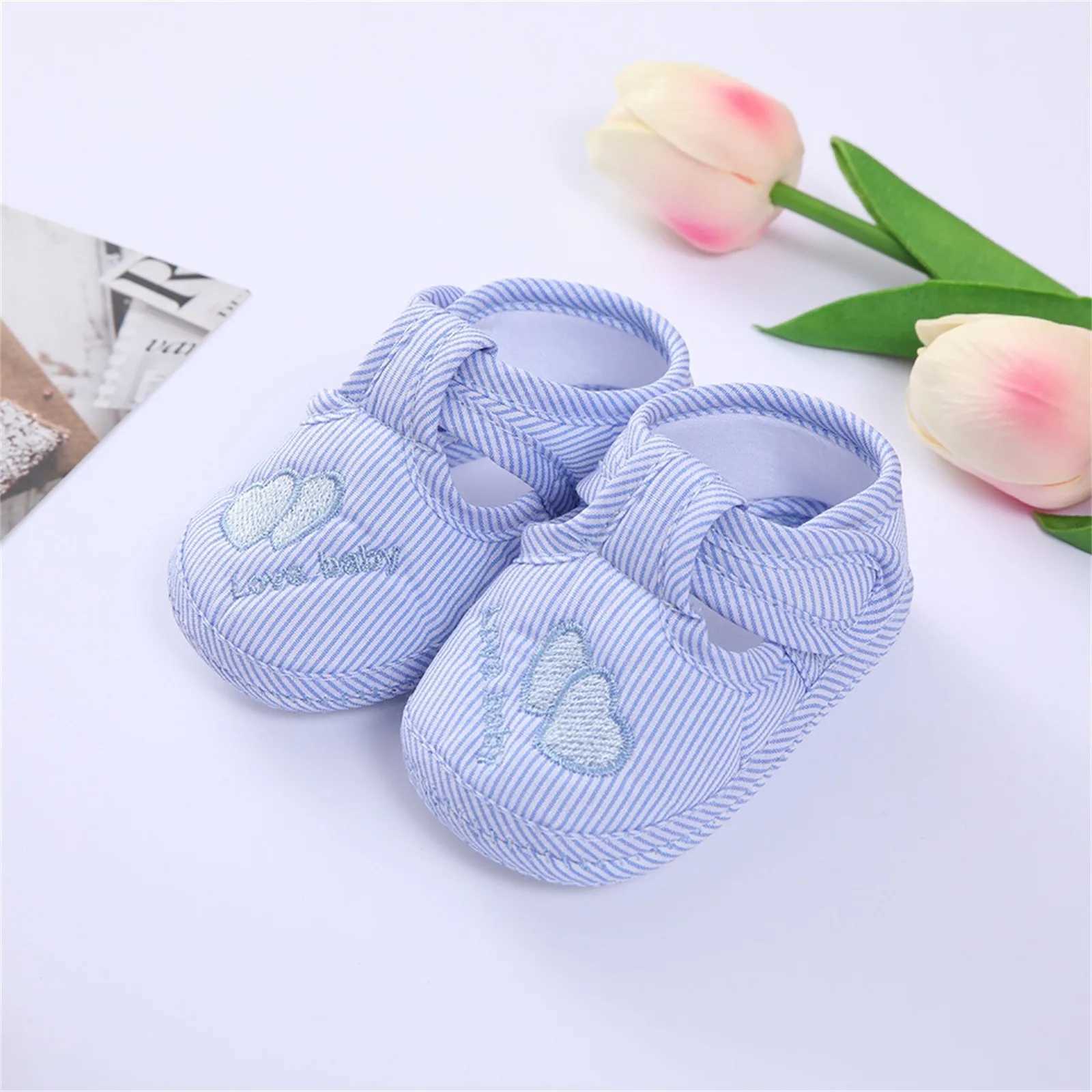 Spring baby and toddler shoes girls and boys newborn letter printing cartoon pre walker soft soled sandals first walking shoes M240827