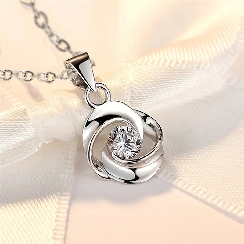 Elegant S925 Sterling Silver Plated Rose Flower Pendent Necklace for Women Ladies Lovers Girlfriend Crystal Necklace Jewelry Gift