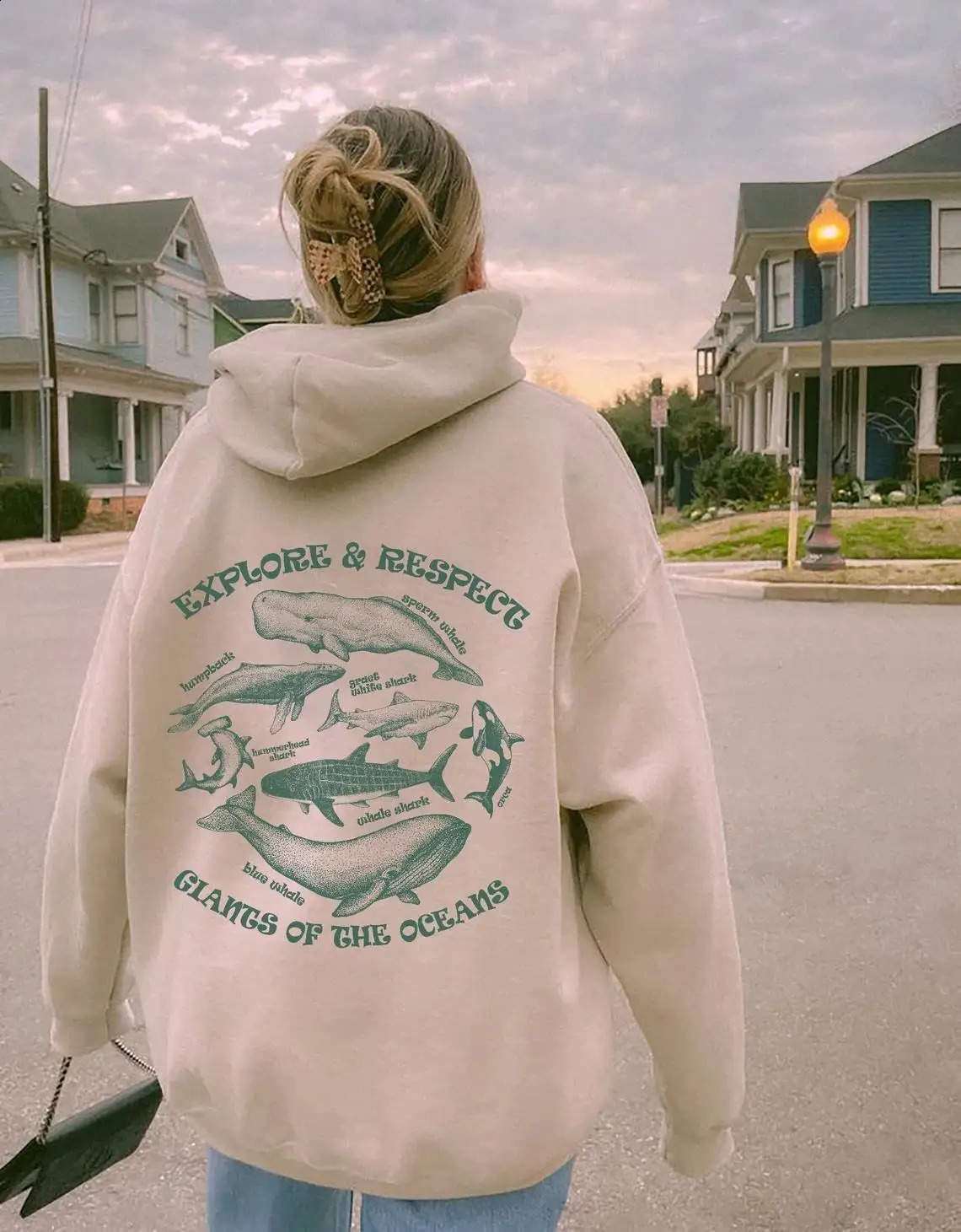 Shark Person Sweatshirt For Women Ocean Whale Shark Manga Printed Hoodies Long Sleeves Comfortable Fleece Loose Streetwear 240827