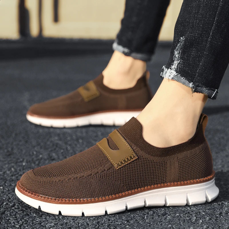 Spring and Autumn Mens Casual Shoes Mesh Breathable Comfortable Lounge Outdoor Lightweight Sneakers Walking Shoes Driving Shoes 240827