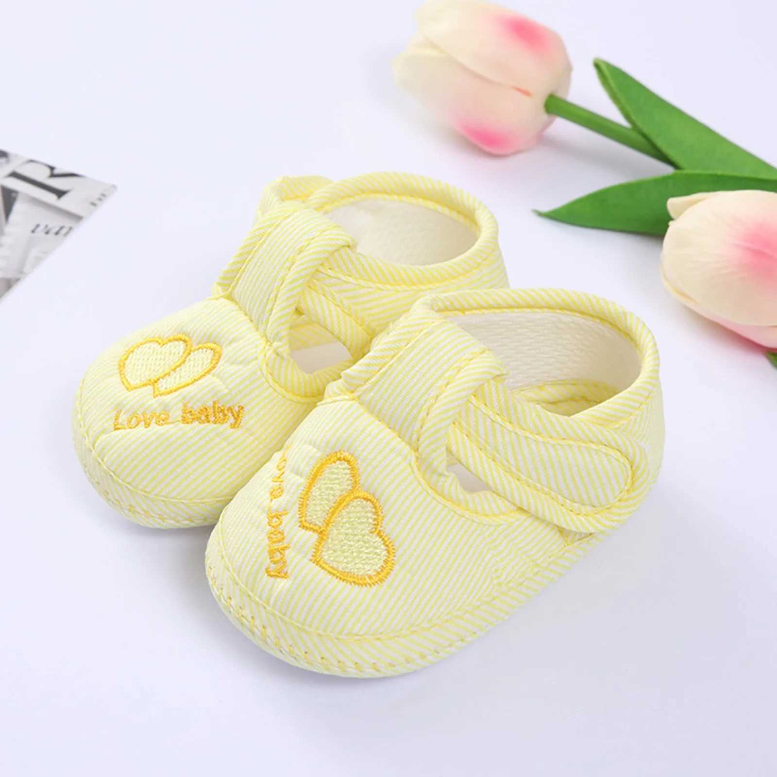Spring baby and toddler shoes girls and boys newborn letter printing cartoon pre walker soft soled sandals first walking shoes M240827