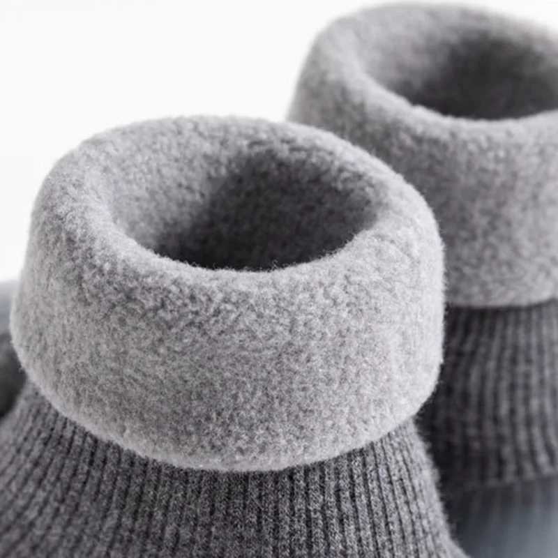 Winter baby boys and girls socks shoes cute cartoon shoes soft rubber sole childrens sports shoes childrens first walking shoes M240827