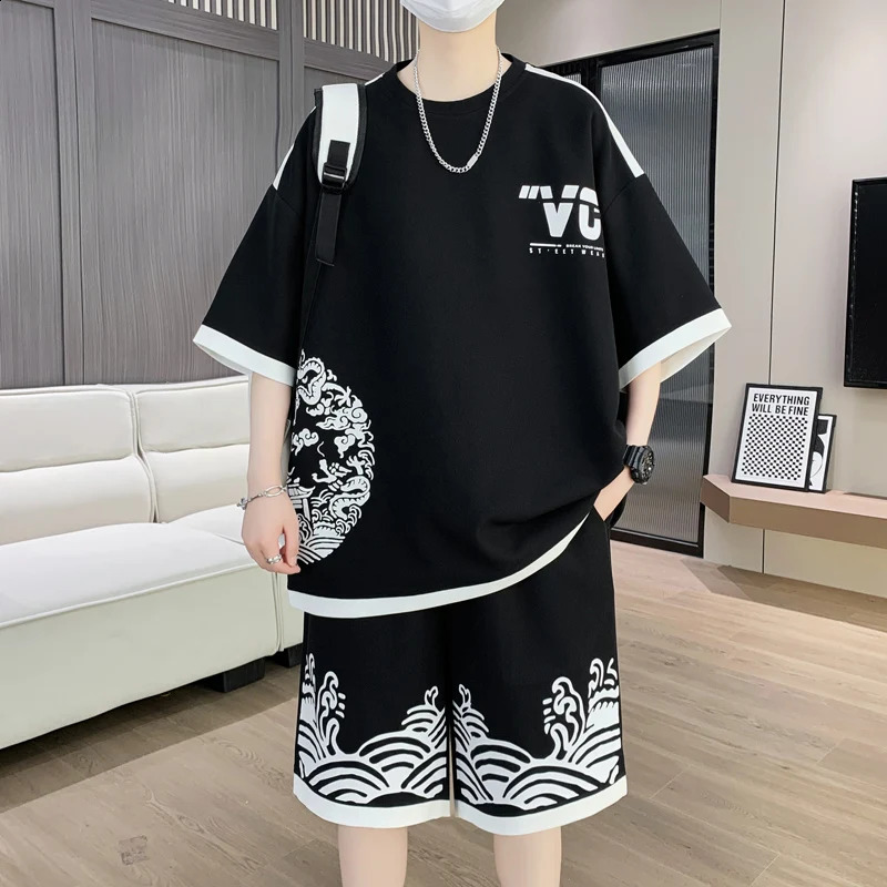 Summer short sleeved T-shirt casual sportswear paired with stylish and handsome mens two-piece sportswear 240827