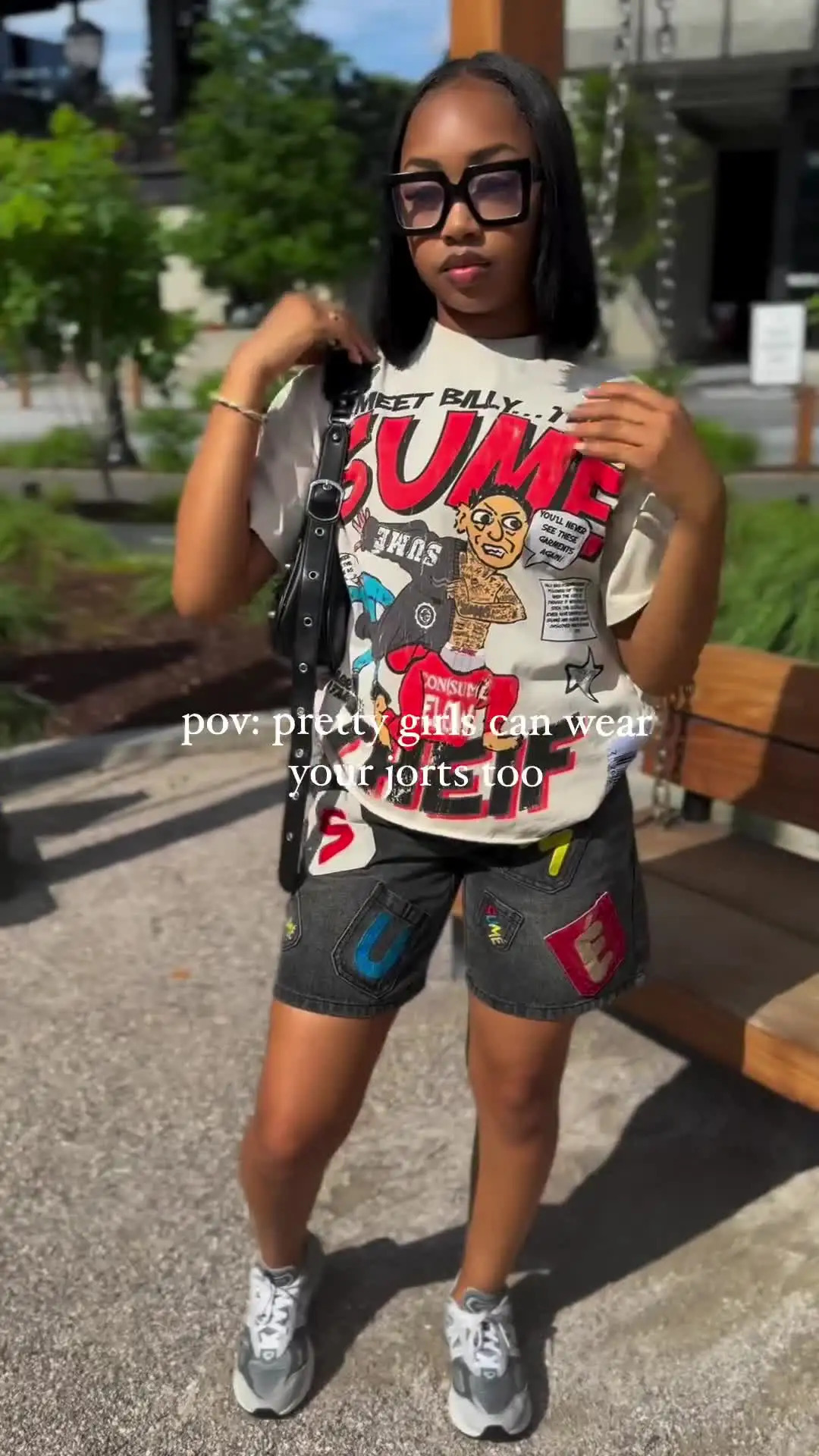 Sell Vintage Cartoon Graphic t shirts Harajuku Oversized Y2k Tops Korean Goth T shirt Sweatshirt Gothic Women Clothes 240827