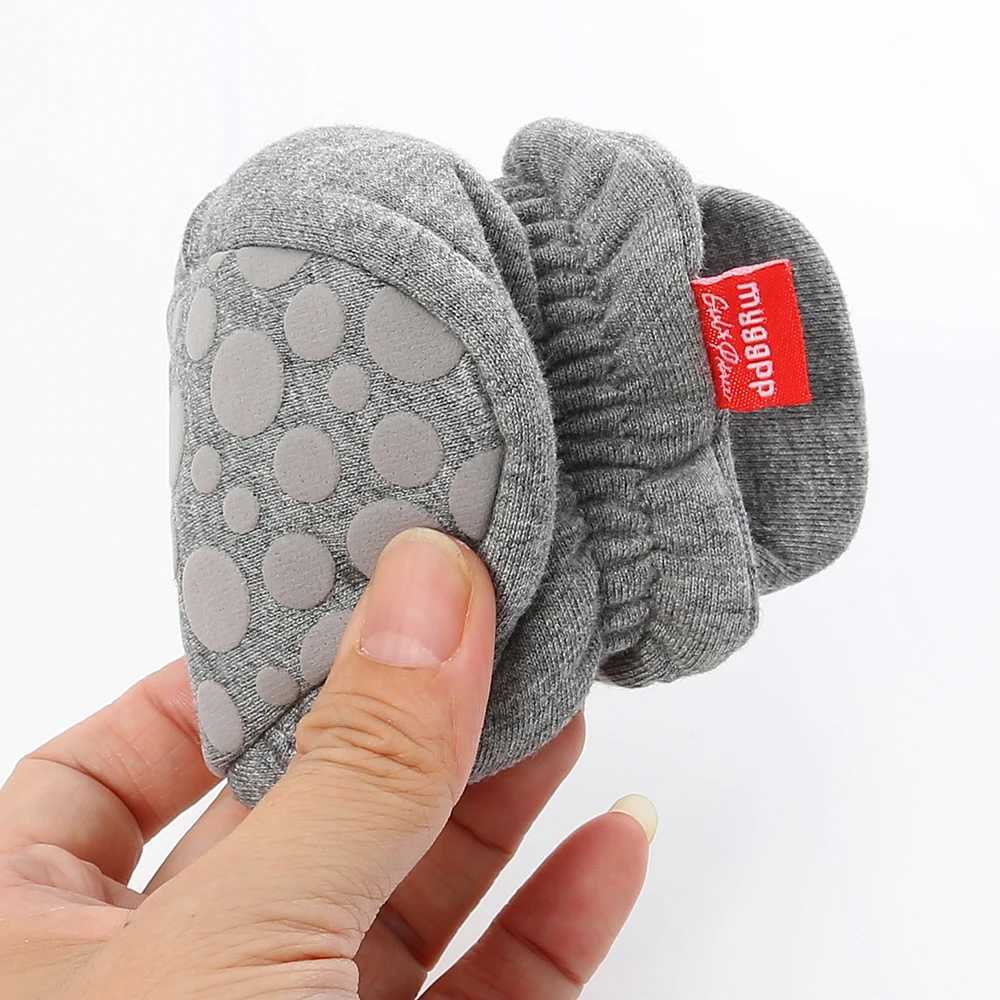 Baby shoes boots warm and non slip cotton comfortable and lightweight baby crib shoes for young children M240827