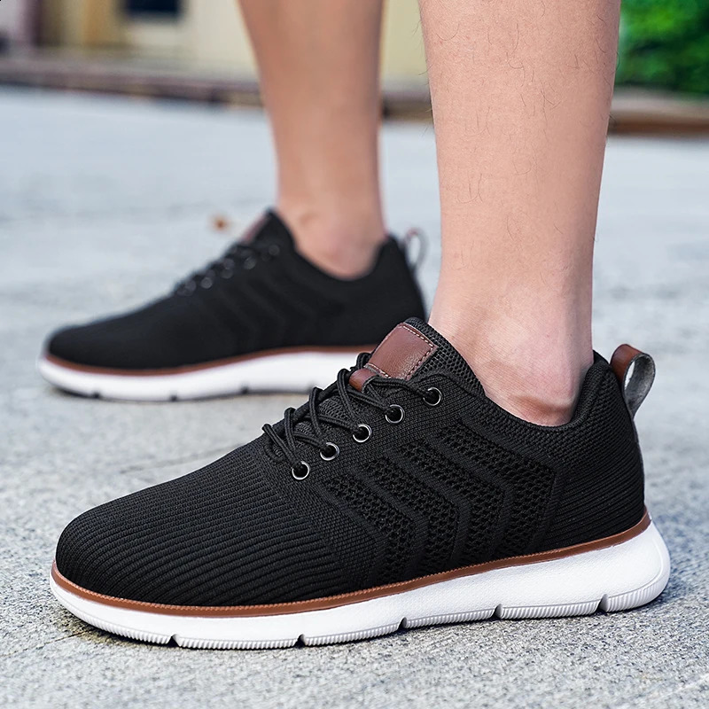 2024 Mens Shoes Lightweight Breathable Knitted Mens Casual Sports Shoes Solid Color Low Top Comfortable Walking Shoes Size 39-48 240827