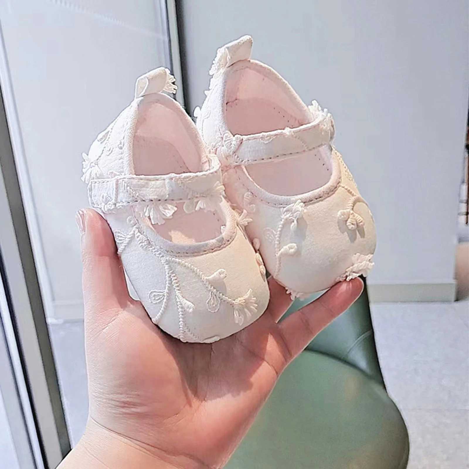 Baby Shoes Flower Girl Princess Casual Shoes Moccasins Soft Bottom Non slip First Walking Shoes Preschool Baby Bed Shoes M240827